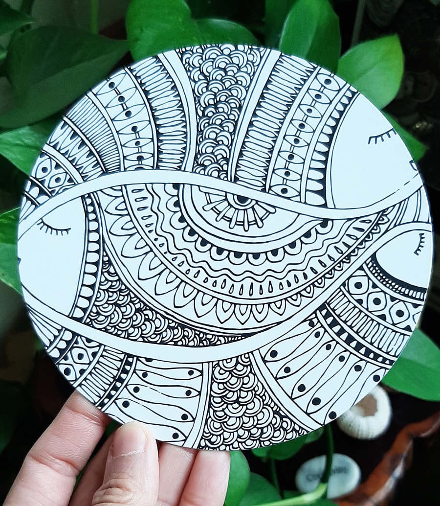 Circle doodle coloring card