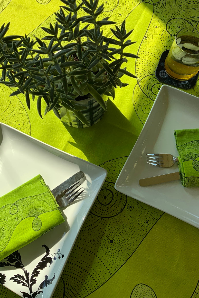 Limitless-green-table-cloth-12