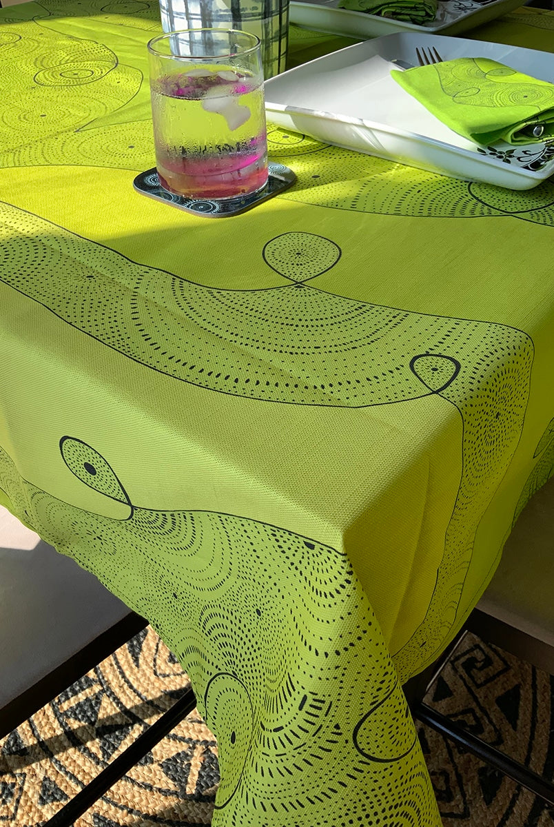 Limitless-green-table-cloth-13