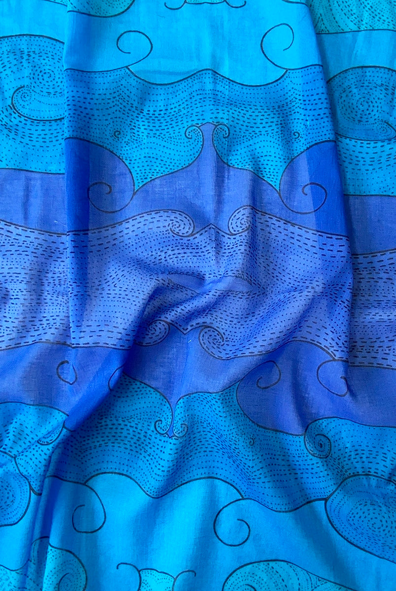 ocean-vibes-sea-blue-bandana-square