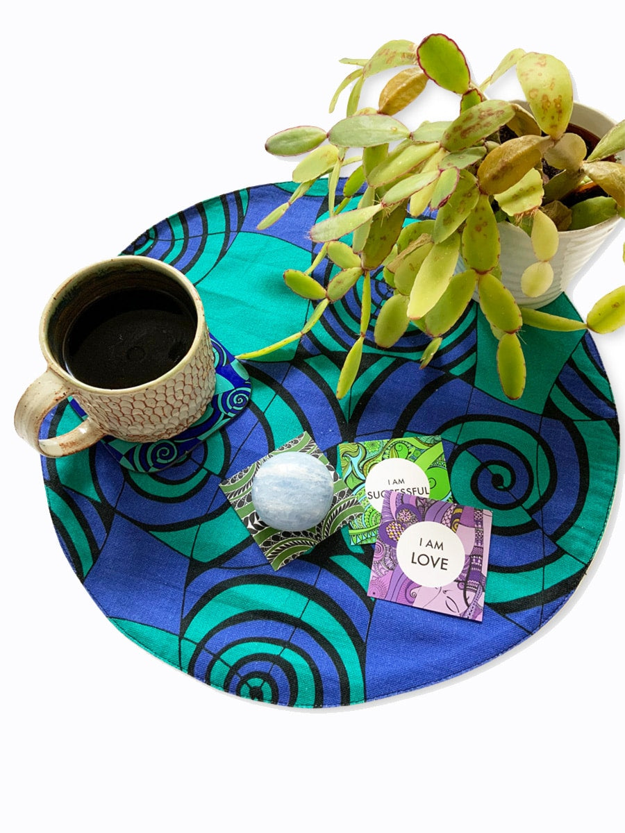 Placemats-spirals-blue-green