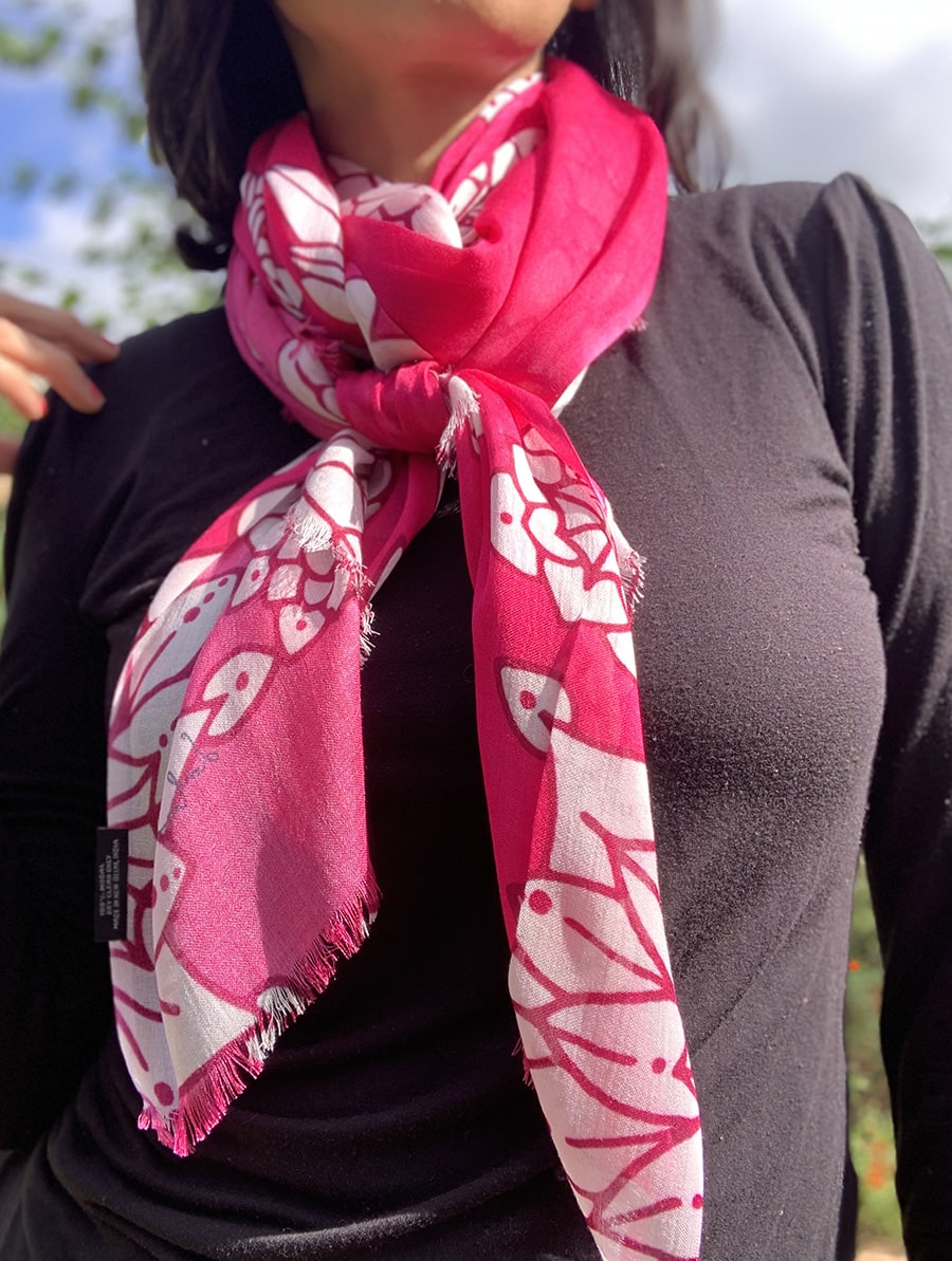 miracle scarf pink flowers