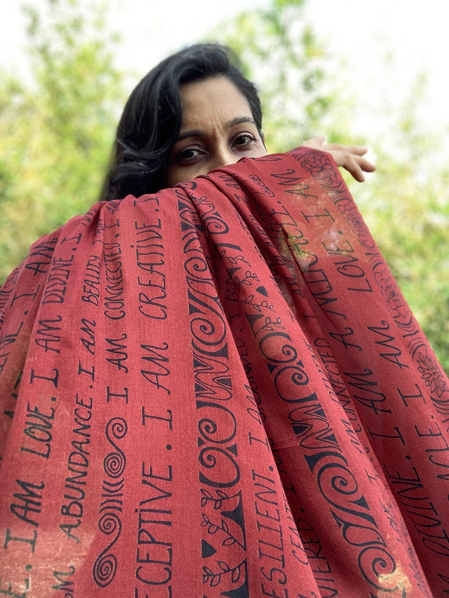 Scarves-I-AM-mantra-burgundy-8