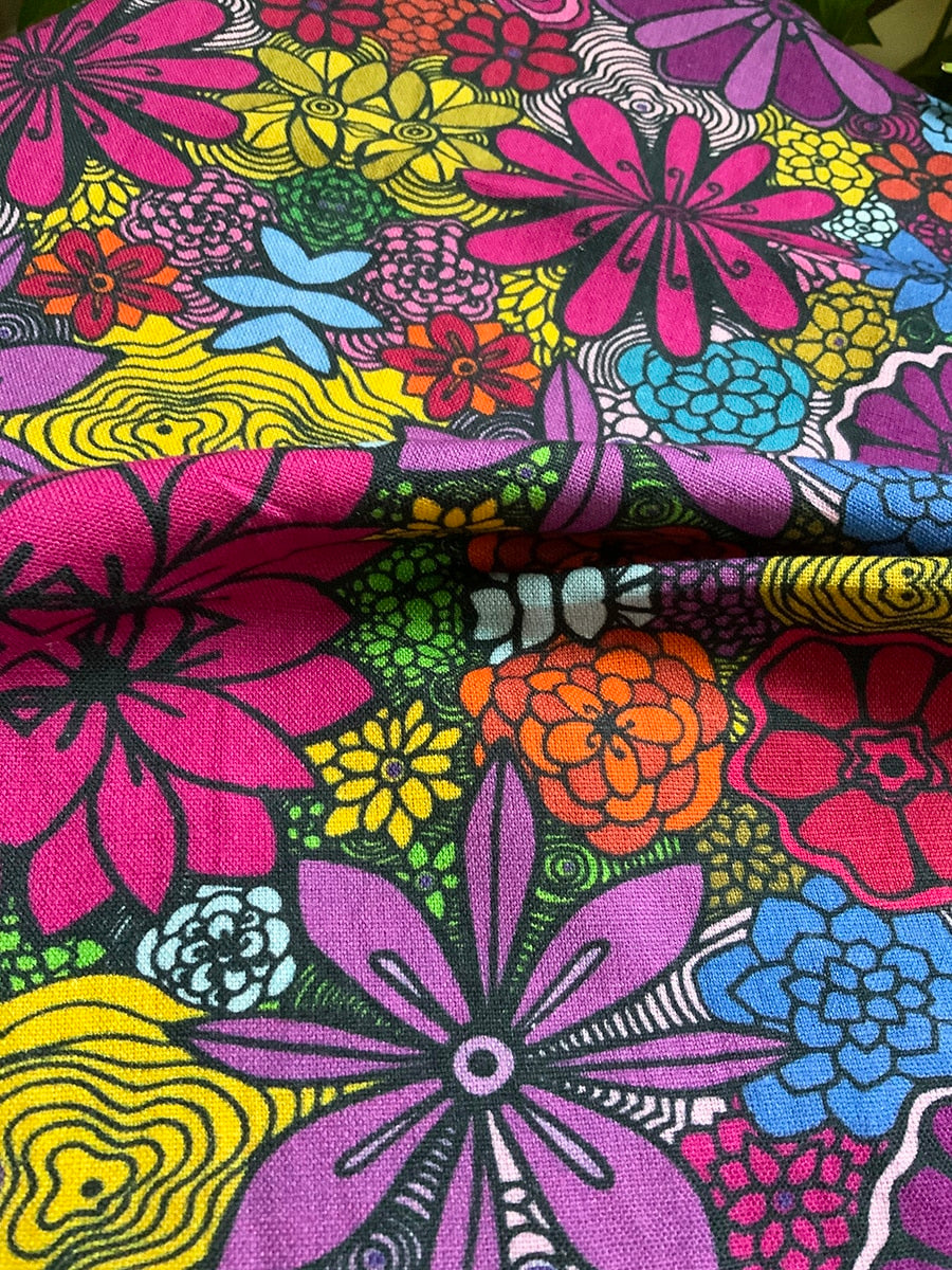I'm blooming - colorful flower tea towels